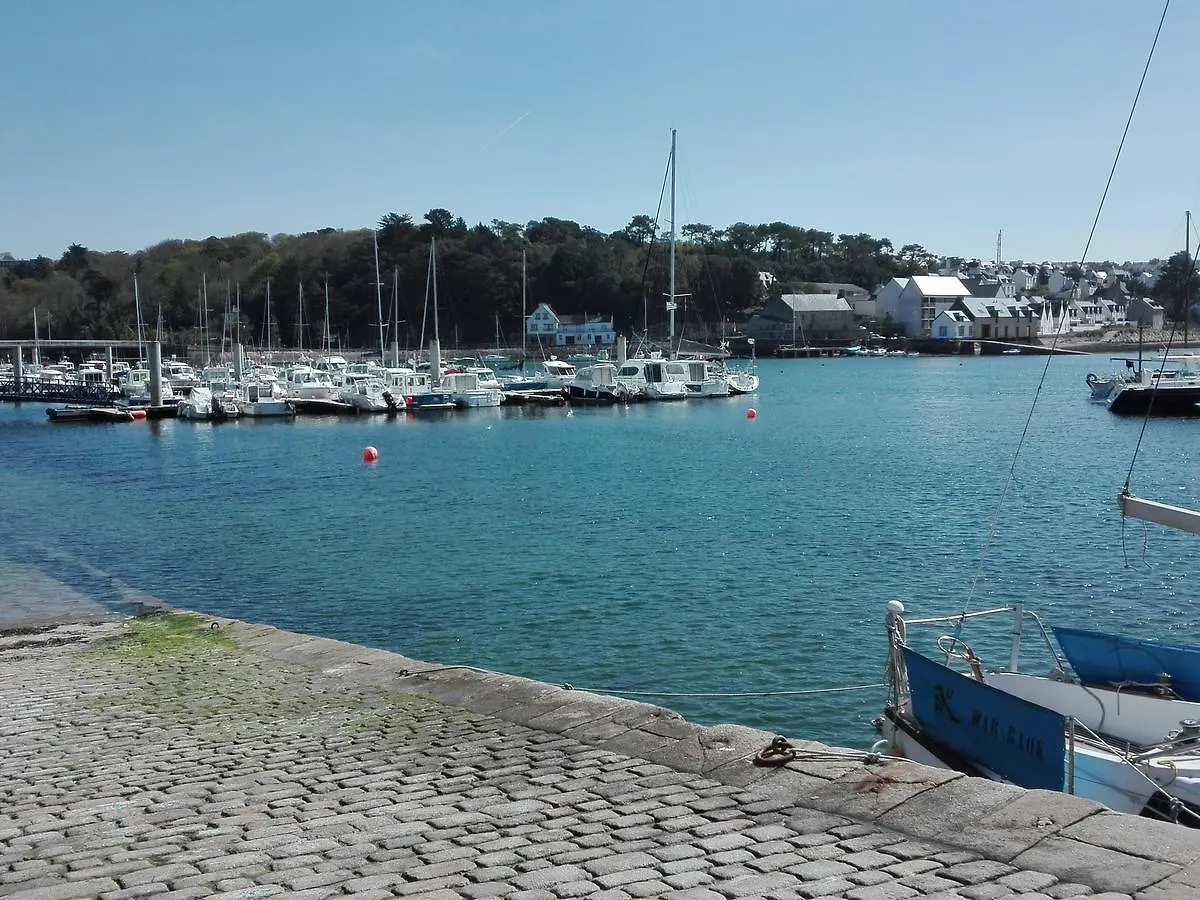 Chambres de Lohantec, au calme à 10 min de la mer Mahalon Couette-café