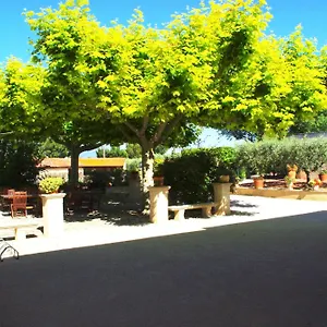 De L'amandier 3*, Saint-Saturnin-lès-Avignon France
